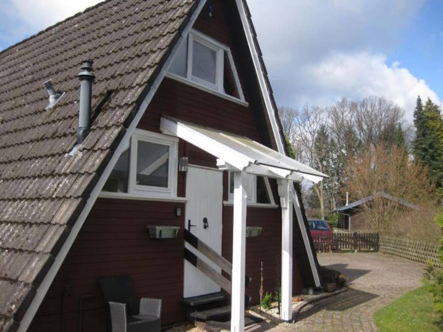 Villa Nurdachhaus Mit Kaminofen Und Grossem Grundstueck Faßberg Esterno foto